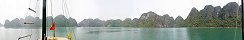 Sur un bateau dans la  baie de Ha Long (Vietnam)