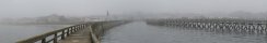 L'entre du port de Grandcamp-Maisy sous la brume (Calvados, France)