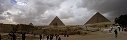Le sphinx et les pyramides de Gizeh avant un orage (Egypte)