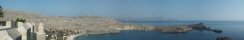 Baie de Lindos vue du site archéologique (Ile de Rhodes, Grèce)