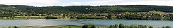 Le lac de Saint-Point et le village de Malbuisson (Doubs, France)