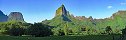 Les cathdrales de rochers de l'le de Moorea (Polynsie franaise)