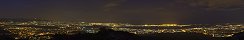 Vue nocturne depuis l'hermitage de Sant Ramon (Sant Boi de Llobregat, Catalogne, Espagne)